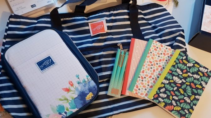 pochettestampinup.jpg