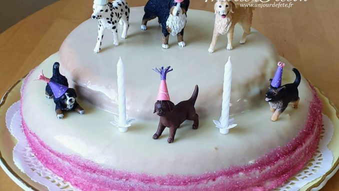 gateau anniversaire chiens.jpg gateau anniversaire chiens.jpg